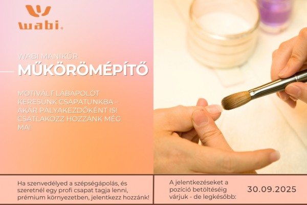 Műkörömépítő